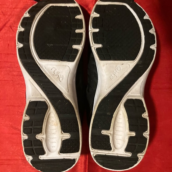 RYKA Black Gold Tennis Walking Shoes - Picture 4 of 4